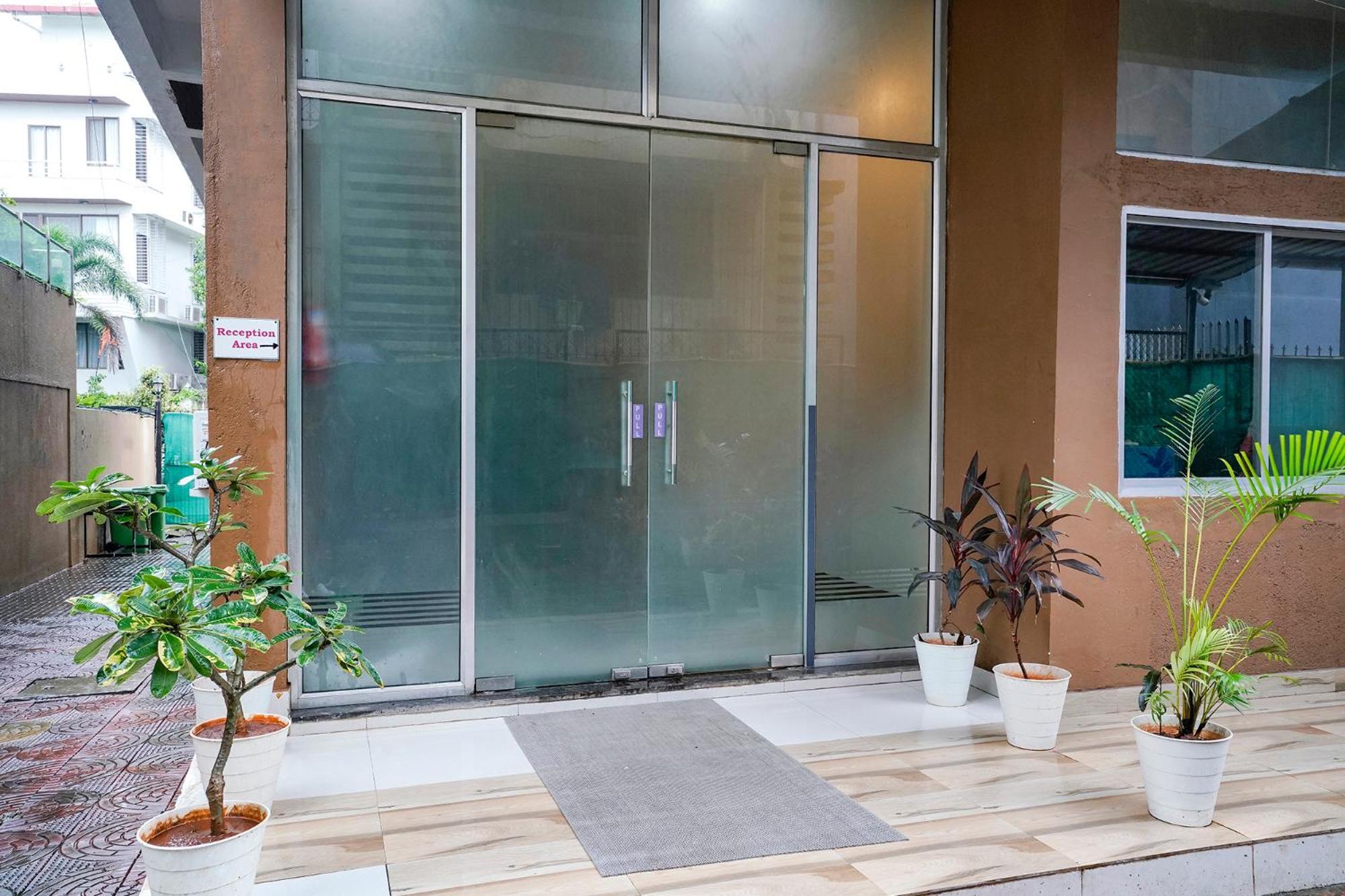 Fabexpress Sunset Residency - Nr Belapur 4* Navi Mumbai
